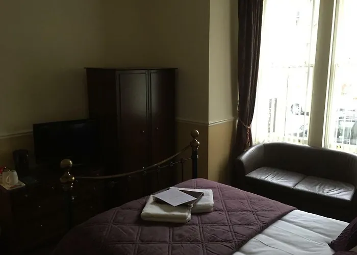 The Arches Guest House Whitby